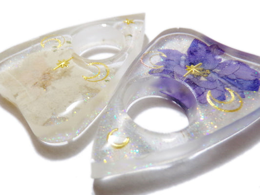 Glow Planchette - Small 2.25" x 1.5" - Glow in the dark! Altar Decor - Resin Planchette - Spirit Board - ValenwoodVixen - Ready to Ship