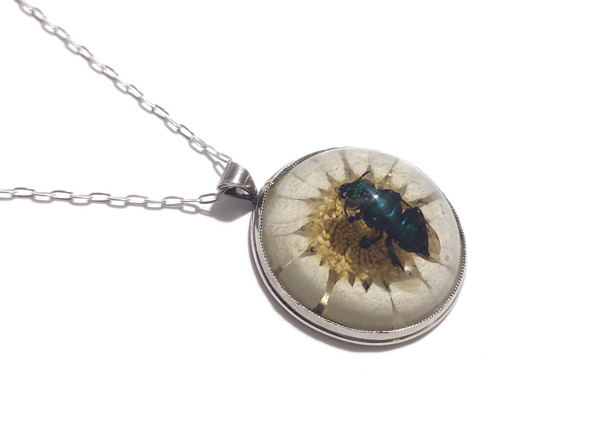 Orchid Bee and Daisy  "Looking Glass" resin Necklace - Sterling Silver - Handmade - Resin  - ValenwoodVixen