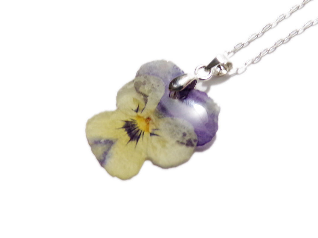 Pressed Viola 2 - Flower Necklace - Violet Viola Tricolor - Real Flower - Nature Gift - Preserved Flower - ValenwoodVixen